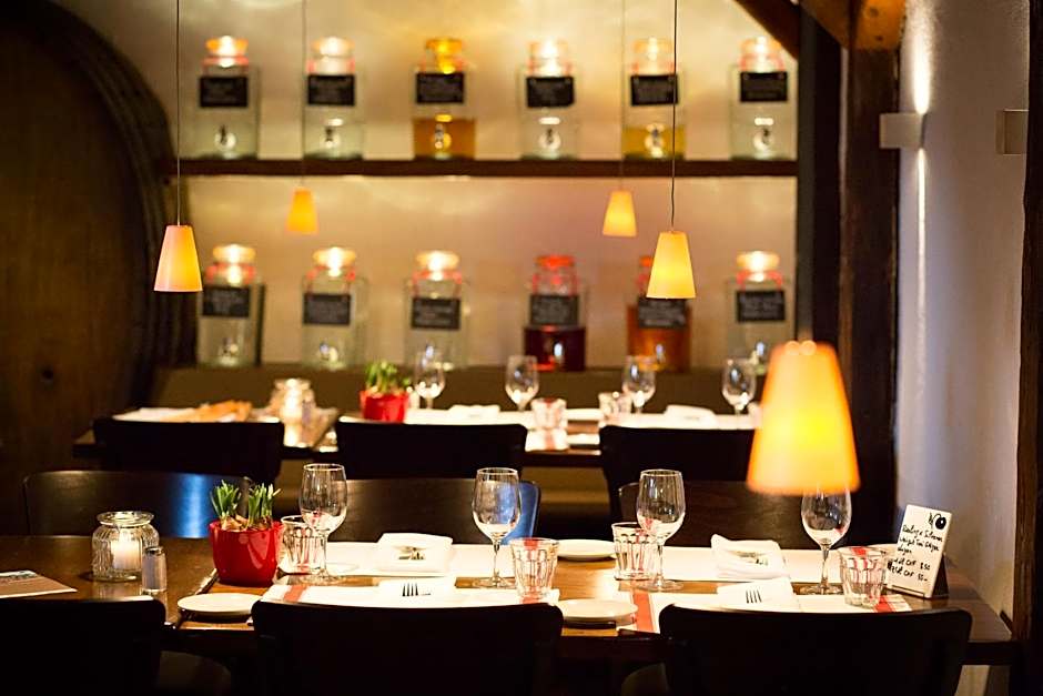 Swiss-Chalet Merlischachen - Historik Chalet-Hotel Lodge