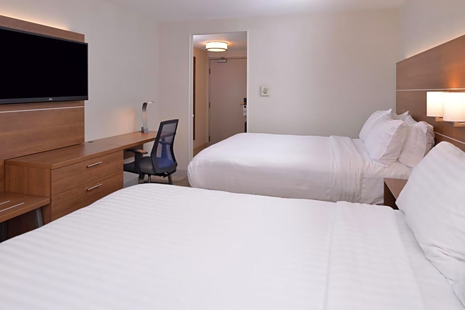 Holiday Inn Express Palm Desert By IHG