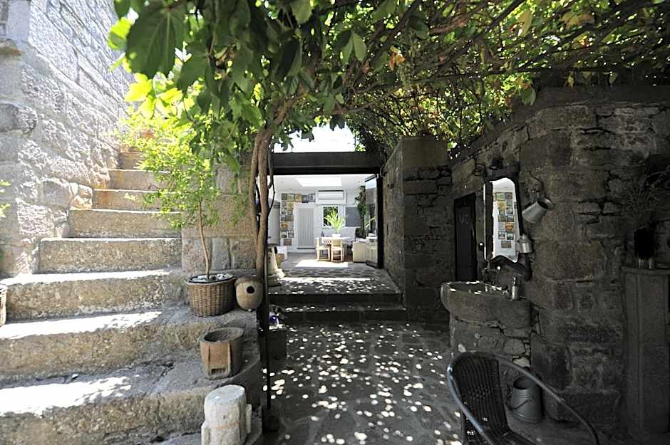 Assosyal Hotel