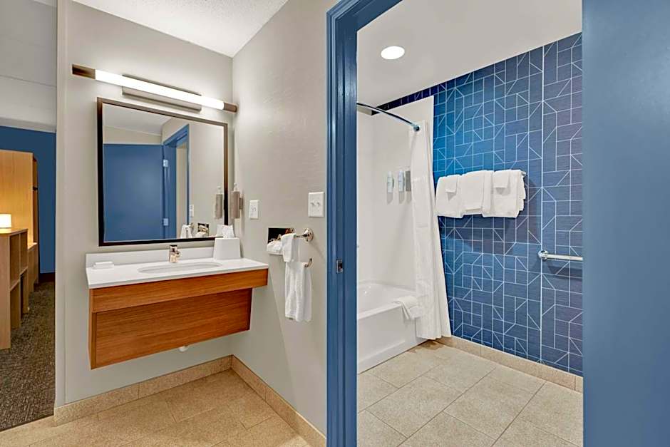 Spark by Hilton Plymouth