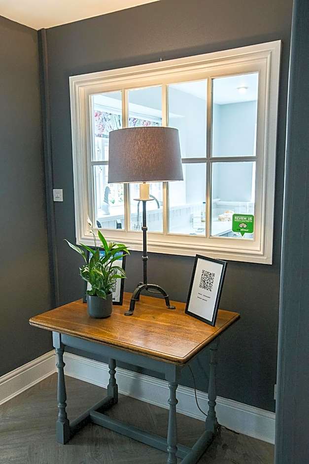 Bramwood Guest House