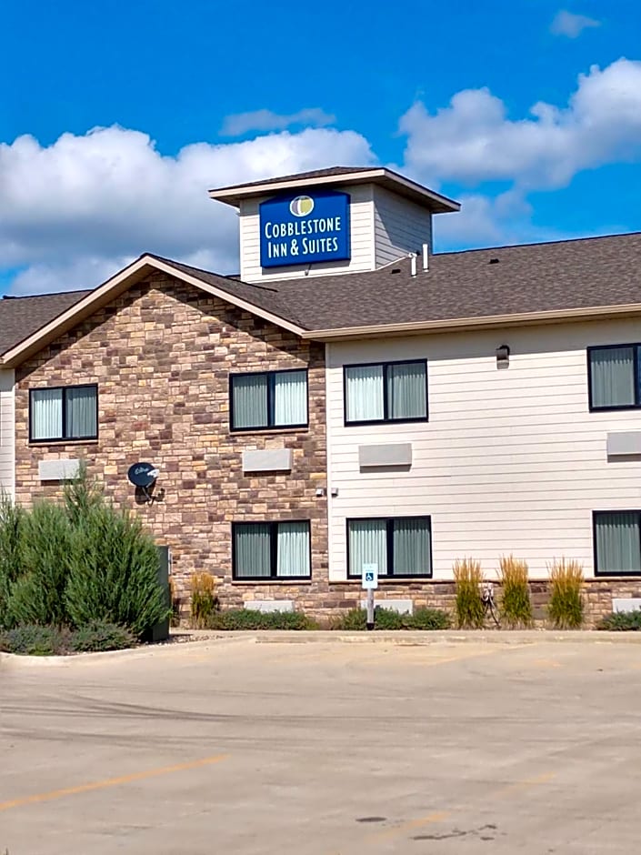 Cobblestone Inn & Suites - Monticello