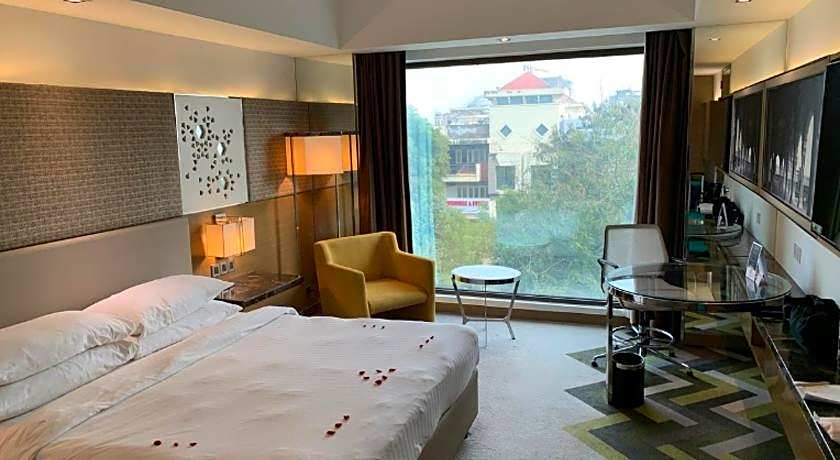 Courtyard by Marriott Agra