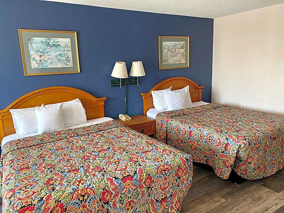 Motel 6 Marianna, FL