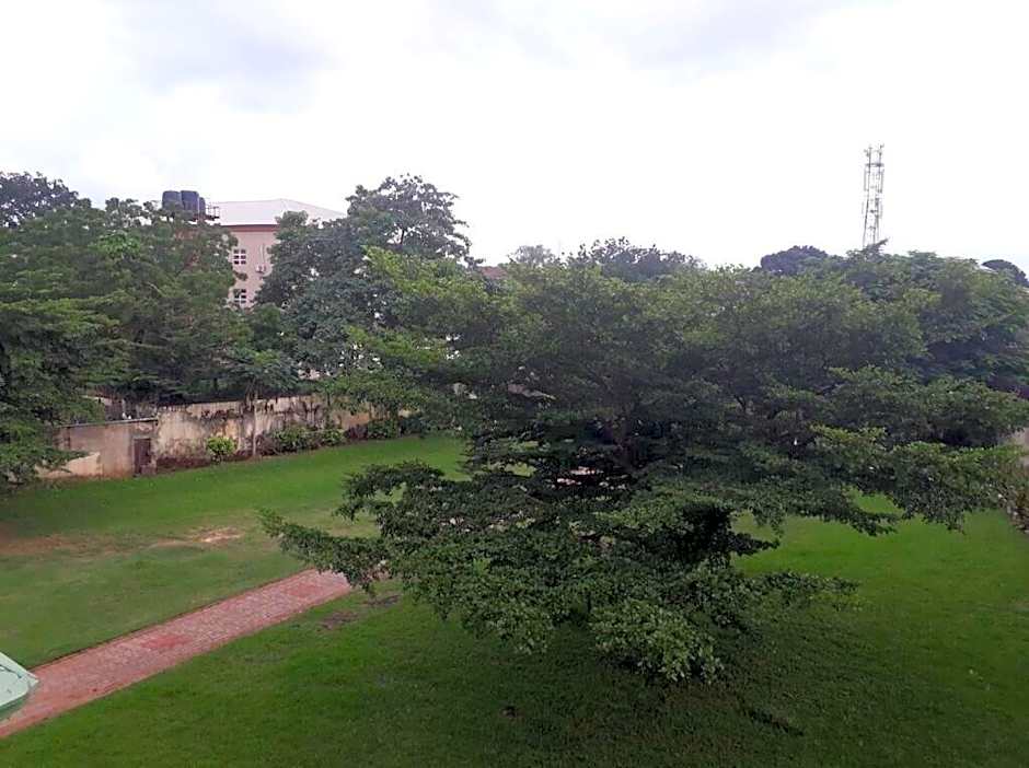 Filbon Hotel & Gardens