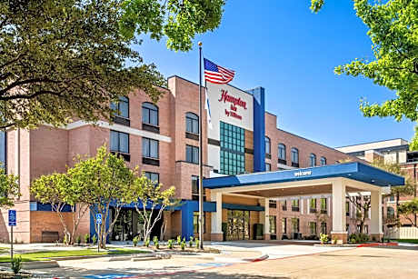 Hampton Inn by Hilton Addison Dallas