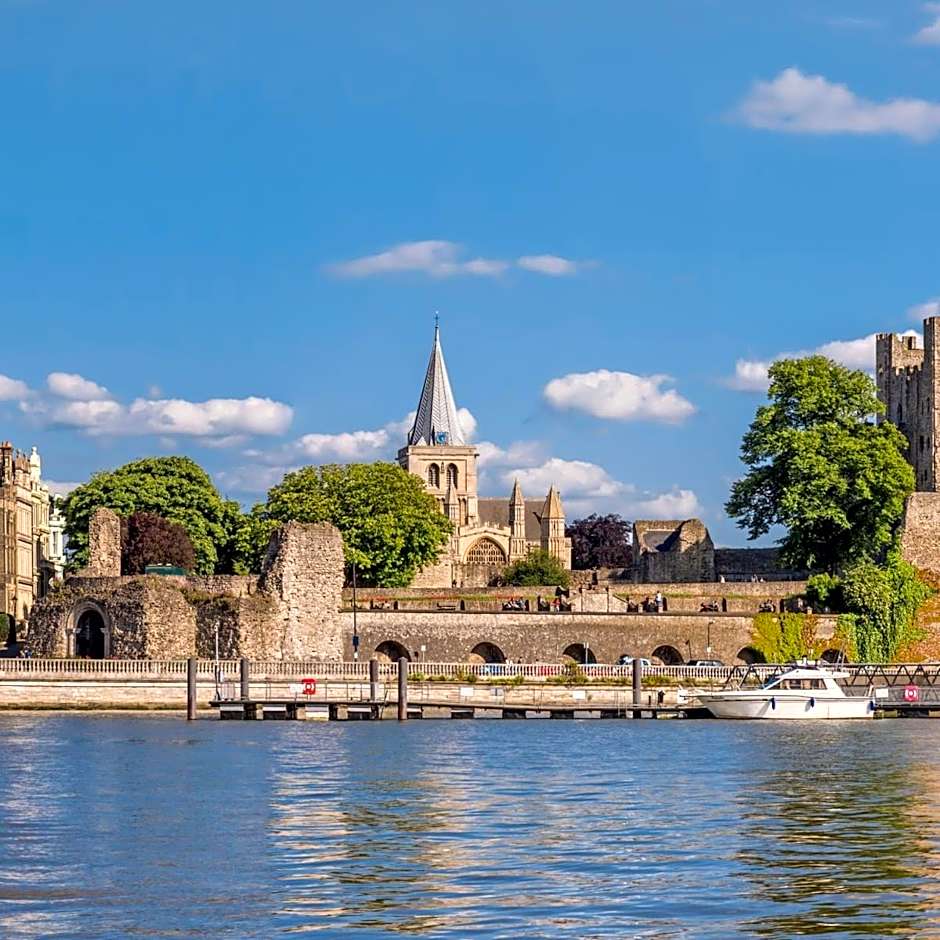 Trivelles Rochester Hotel