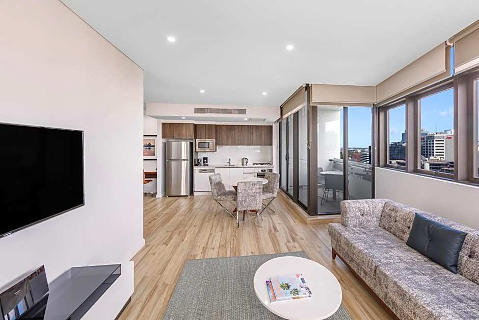Meriton Suites Church Street, Parramatta