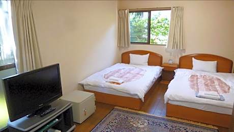 Economy Twin Room