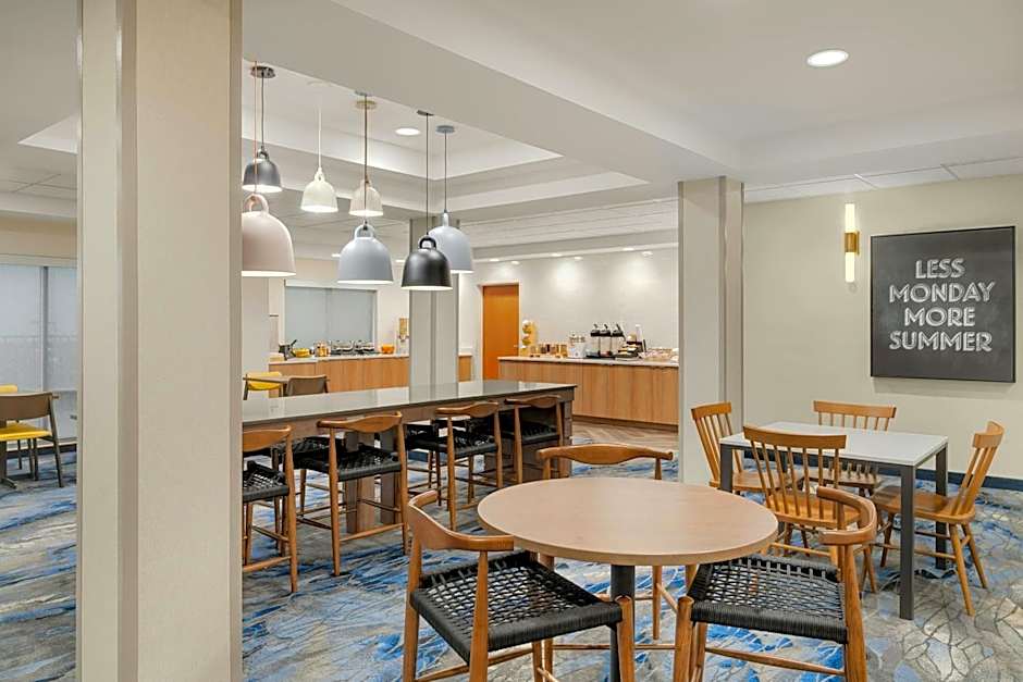 Fairfield Inn & Suites by Marriott Bloomington
