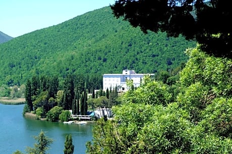 Hotel Del Lago Piediluco