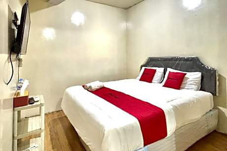 RedDoorz near Pelabuhan Tanjung Perak 2 Surabaya