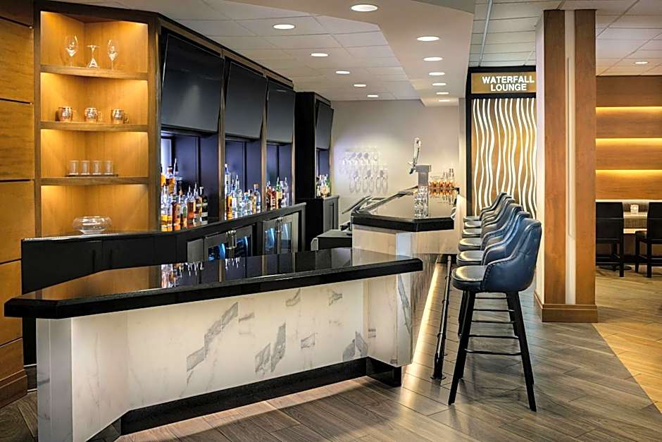 Sheraton West Des Moines Hotel