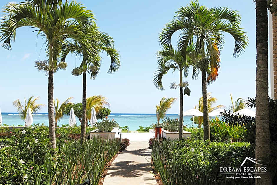 Cap Ouest Luxury Beachfront