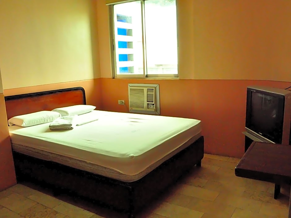 Gv Hotel Talisay Cebu