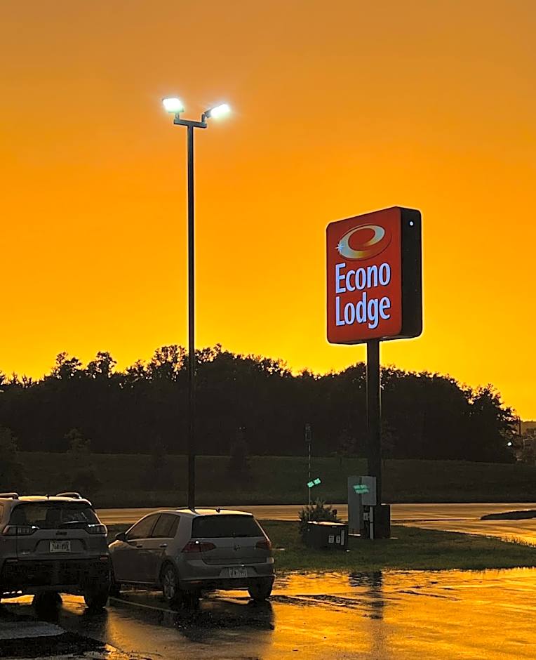 Econo Lodge Wausau - Rothschild