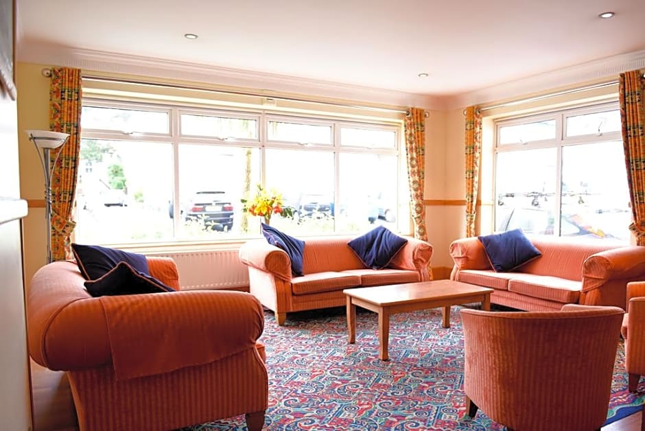 The Riviera Hotel & Holiday Apartments