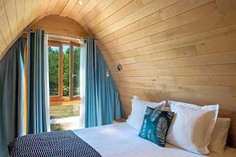 Deluxe Bungalow with Garden View