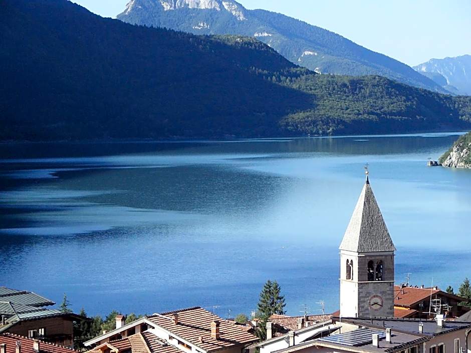 Hotel Londra Slow Living Molveno
