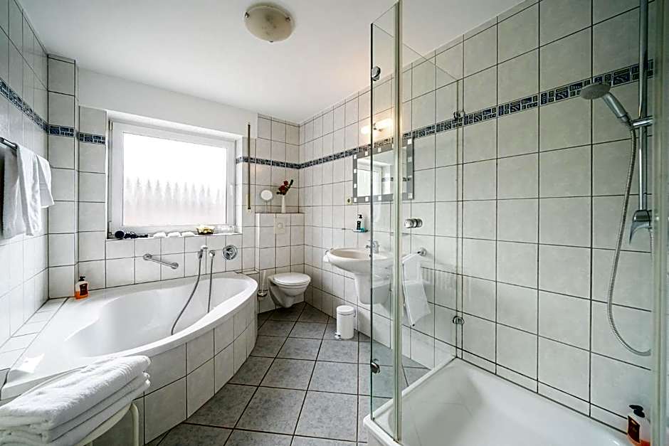 Waldhotel Tannenhäuschen