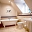 The Hare & Hounds Hotel
