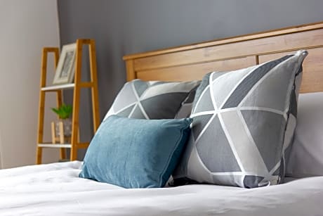 Tailor That Property - Chelsea House