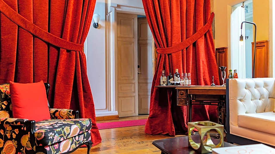 Carlota Sustainable Design Hotel