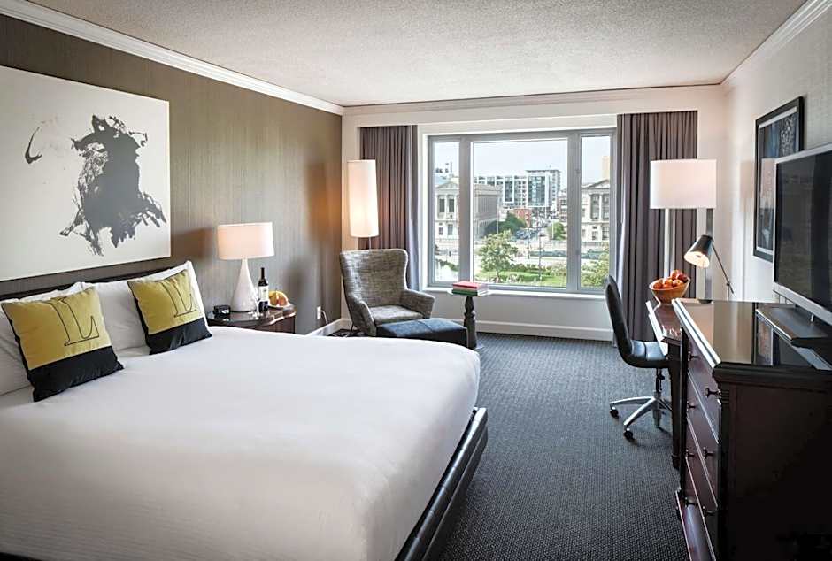 The Logan Philadelphia, Curio Collection by Hilton