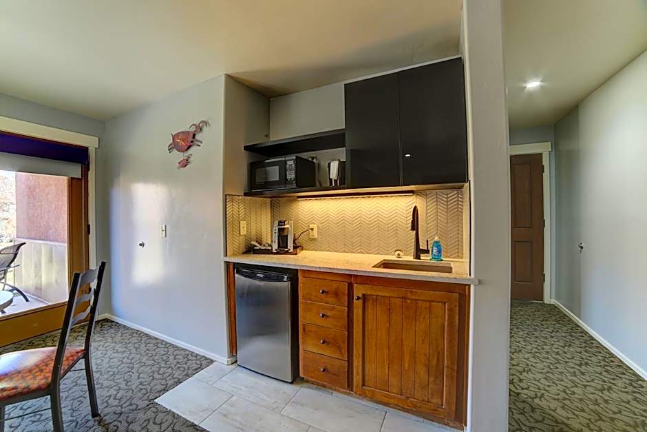 The Gonzo Inn