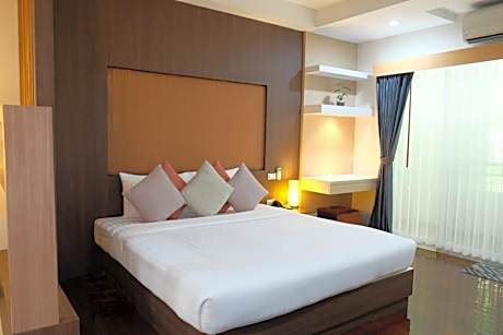 Deluxe Double Room with Balcony