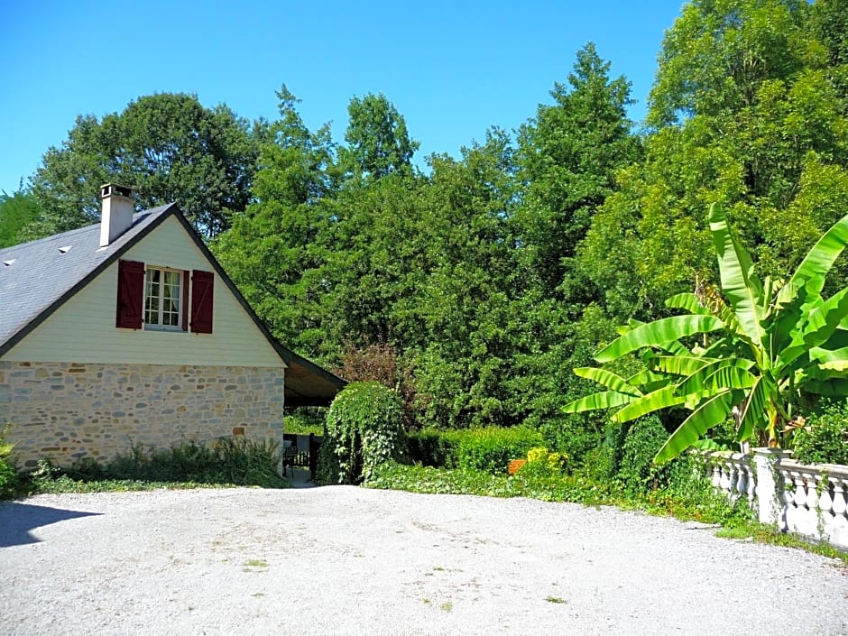 Le Moulin d'Eysus G¿s et chambres d'h¿tes