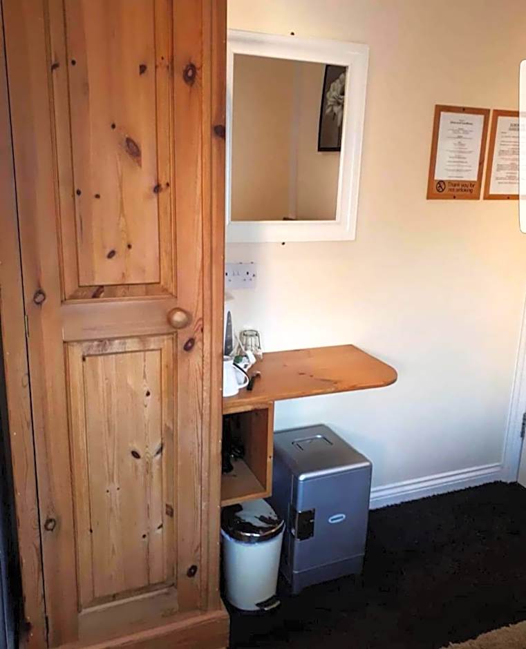 Elmswood Guest House