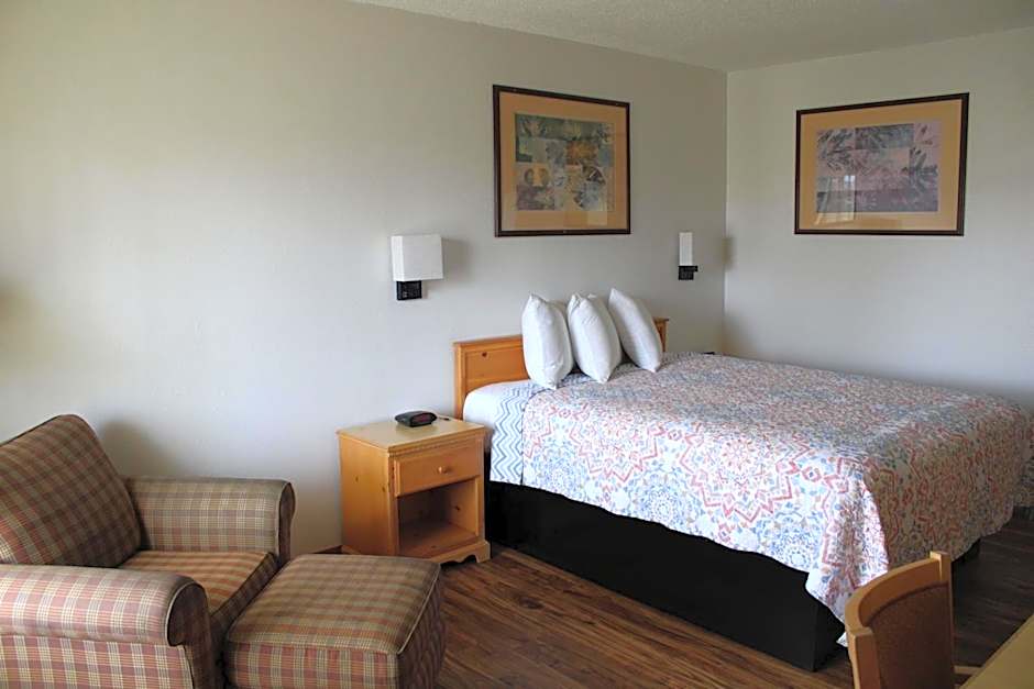 Pine Tree inn
