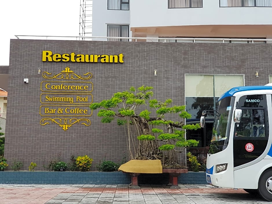 Phu Cuong Beach Hotel