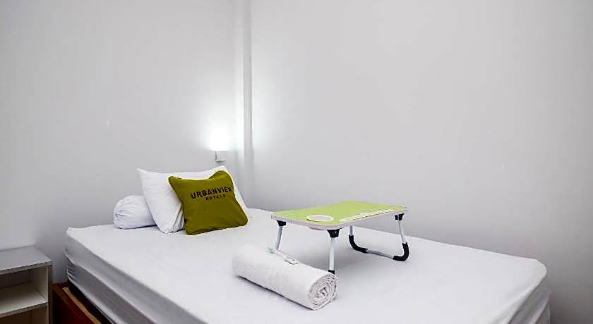 Urbanview Syariah Loji Arum Stasiun Klaten by RedDoorz