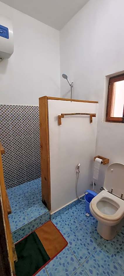 Salama & Mbuyuni Bungalows