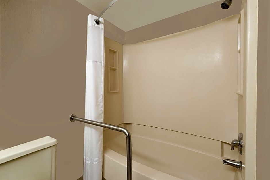 Super 8 by Wyndham Miamisburg Dayton S Area OH
