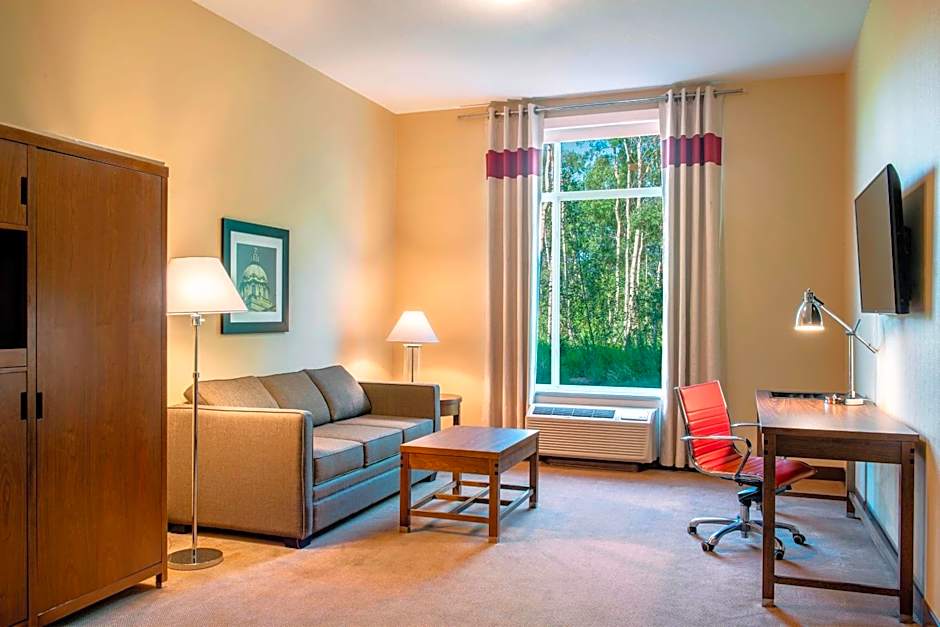 Four Points by Sheraton Grande Prairie
