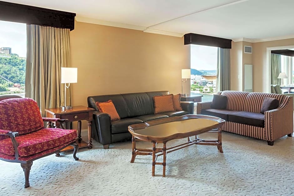 Wyndham Grand Pittsburgh