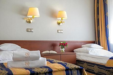 Premium Twin Room