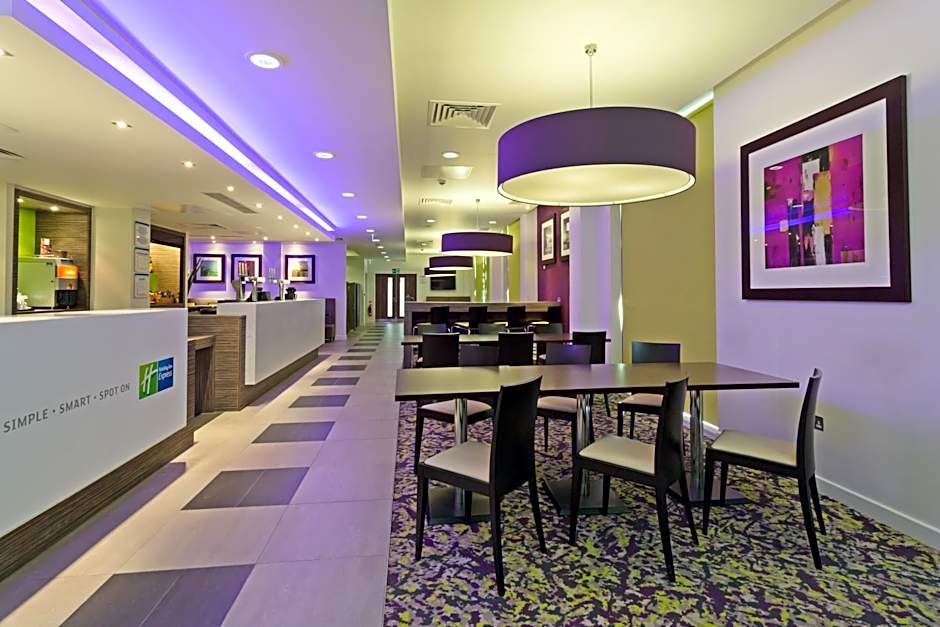 Holiday Inn Express Harlow By IHG
