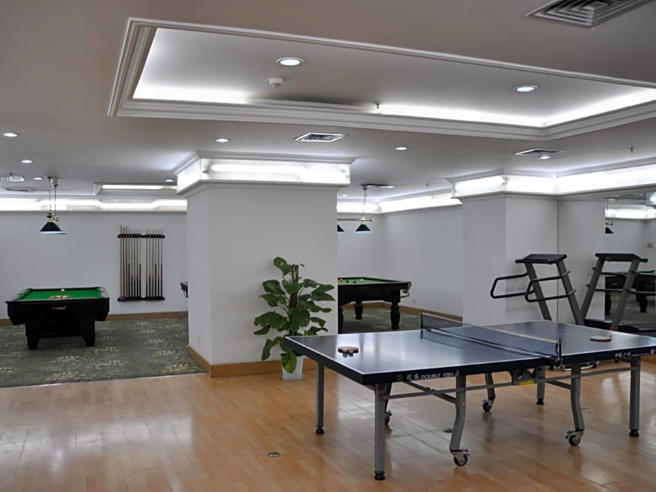 Kunming Green Land Hotel