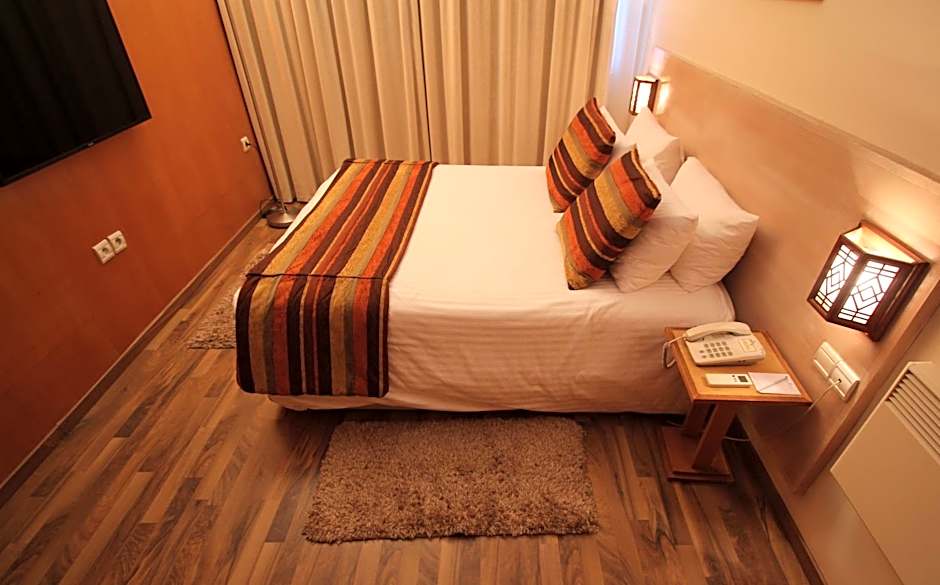 Casablanca Suites & Spa