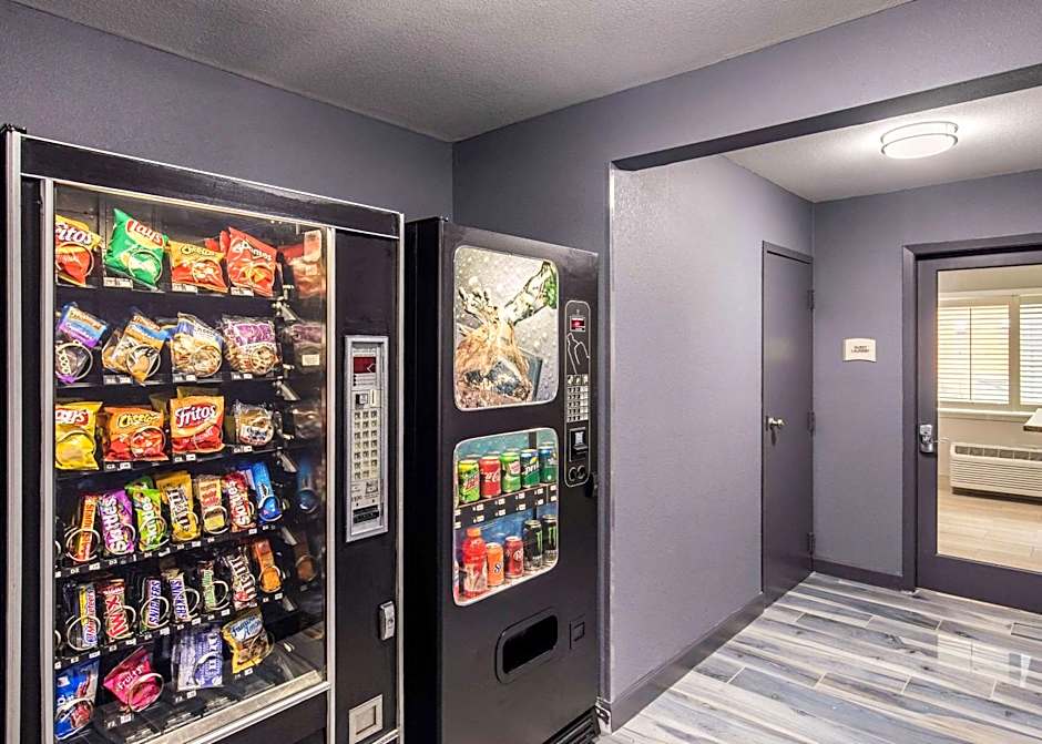 Quality Inn & Suites Plano