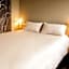 ibis Orly Chevilly Tram 7