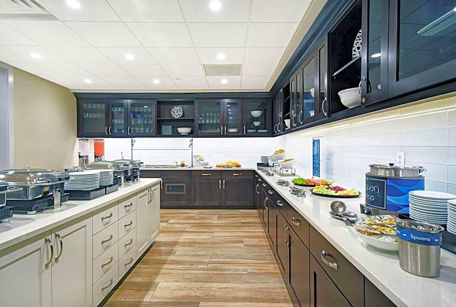 Homewood Suites By Hilton Denver International Airport