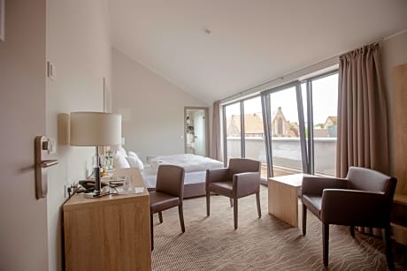 Double Room with Balcony - Annex