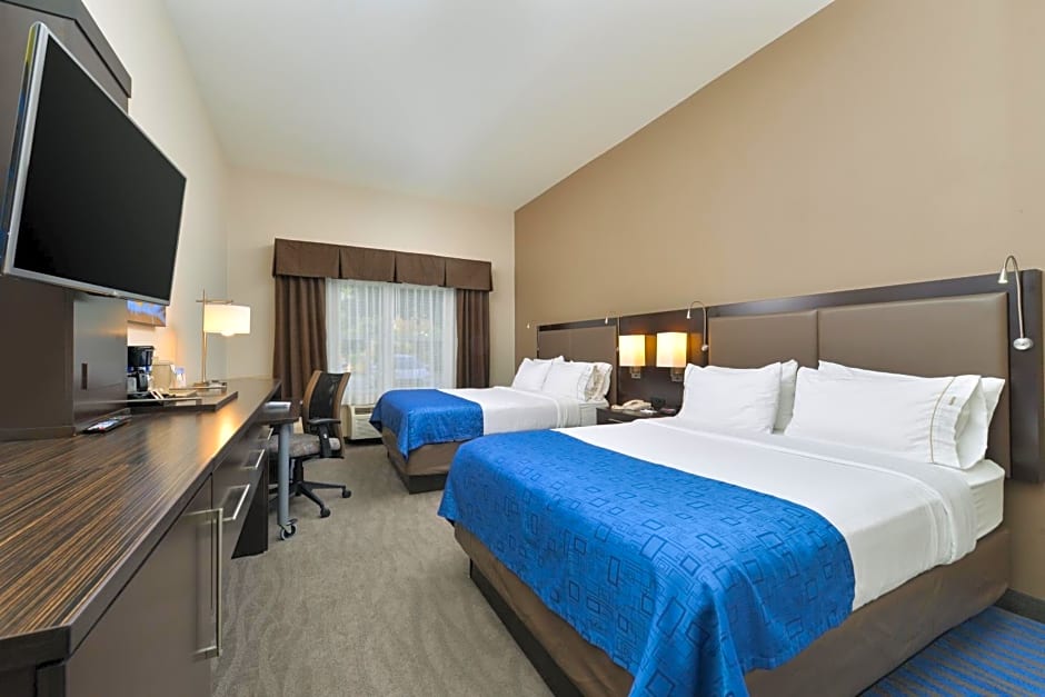 Holiday Inn Express Hotel & Suites St. Louis West-OFallon By IHG