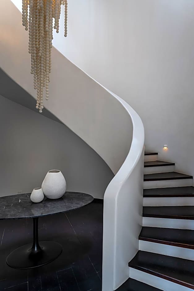 Villa Garita, 6BR Designer Villa with Heated Pool in Centro