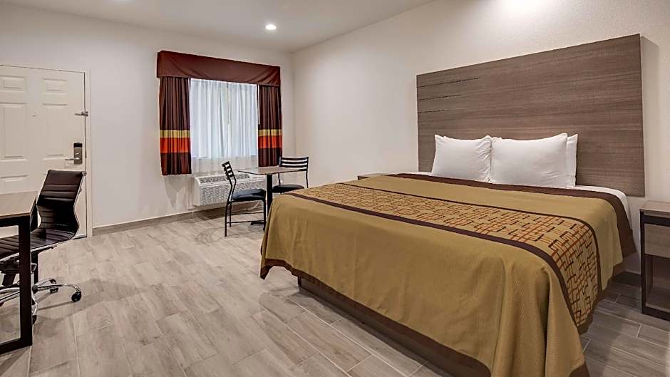 SureStay by Best Western Baytown – Baytown, TX